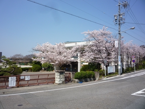 愛知県小牧市北外山 小学校
