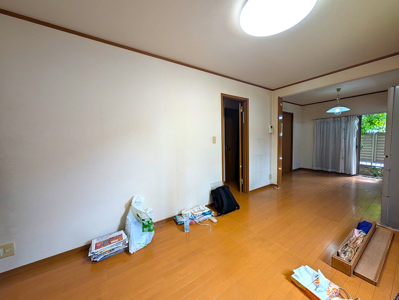 八尾市弓削町３丁目　中古戸建 内観写真（リビング）