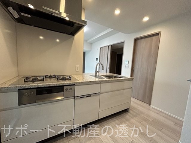 植木マンション永福 築年を変える 内観写真（キッチン）