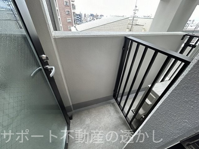植木マンション永福 築年を変える 現地写真（バルコニー）