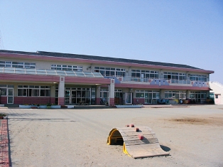 千葉県佐倉市西ユーカリが丘５丁目 保育所