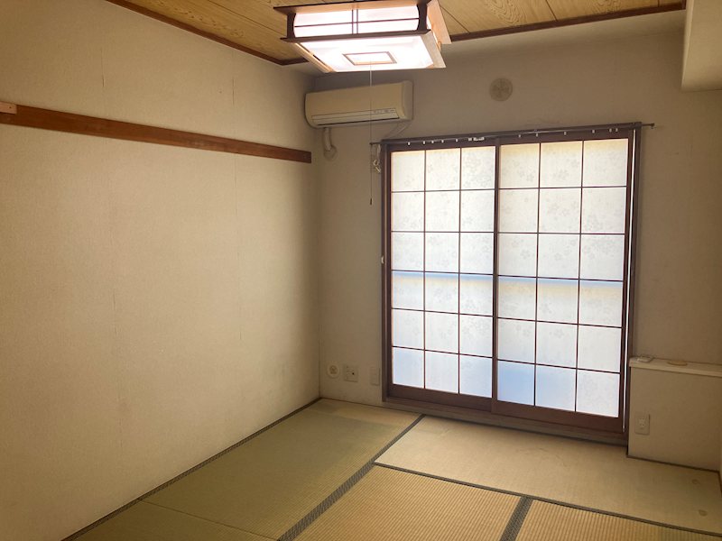 【オーナーチェンジ】グリーンコーポ中台2号棟　102平米、４LDKマンション 内観写真（リビング以外の居室）