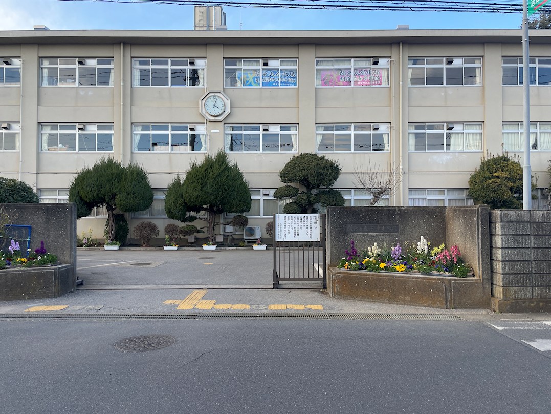 佐倉市上志津 土地57坪付ヘーベルハウス施工中古戸建 中学校