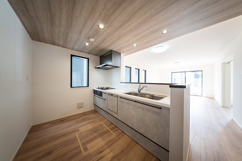 新築戸建　BeauGarden富里葉山【全30邸】　No6 内観写真（キッチン）
