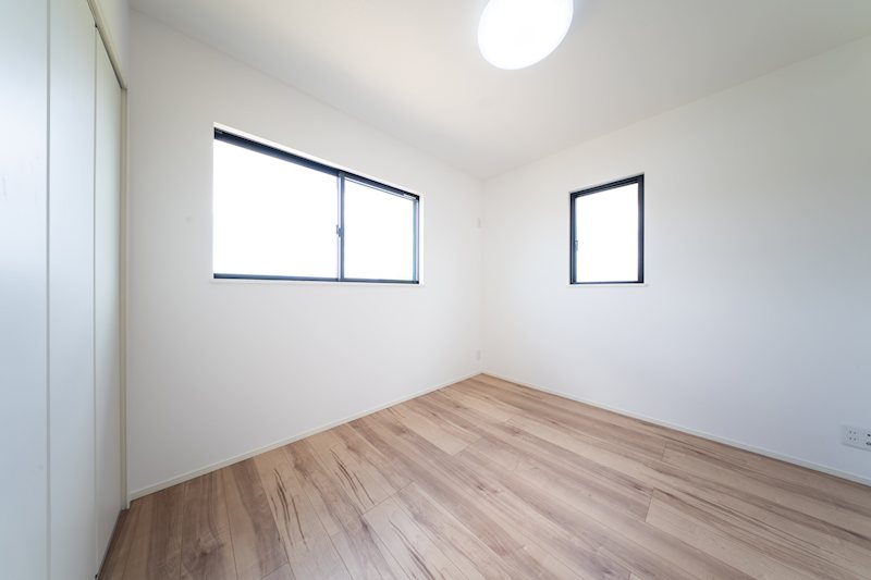 新築戸建　BeauGarden富里葉山【全30邸】　No6 内観写真（リビング以外の居室）
