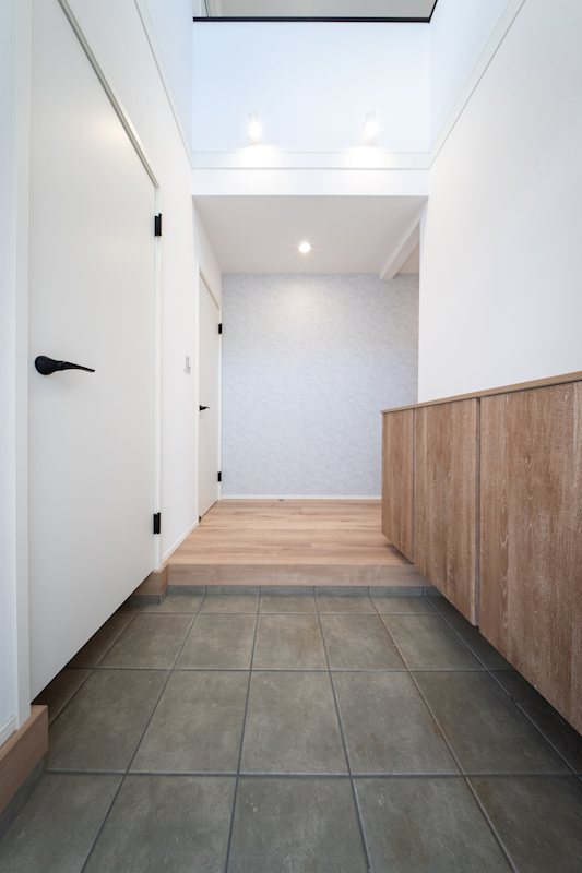 新築戸建　BeauGarden富里葉山【全30邸】　No6 現地写真（玄関）