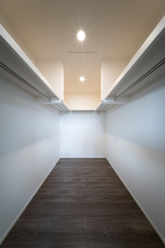 新築戸建　BeauGarden富里葉山【全30邸】　No8 内観写真（収納）