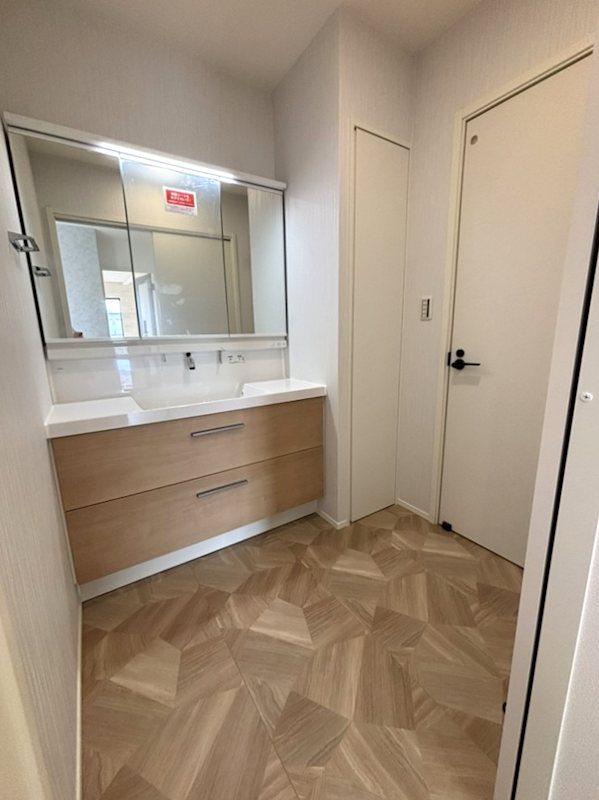 新築戸建　BeauGarden富里葉山【全30邸】No25 内観写真（洗面台・洗面所）