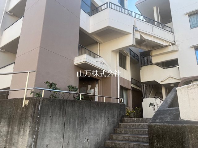 リーベスト勝田台エルベールの街C棟 共用部写真（エントランス）
