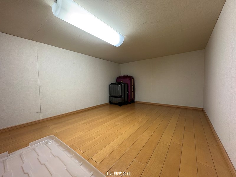 京成本線　ユーカリが丘駅２０分　平成１９年築中古戸建 内観写真（収納）