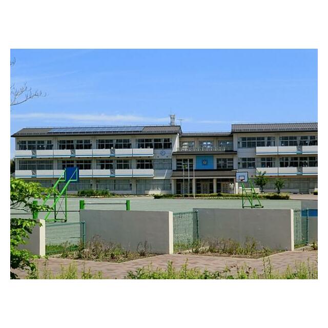 佐倉市白銀4丁目　「白銀ニュータウン分譲地」　中古戸建 小学校