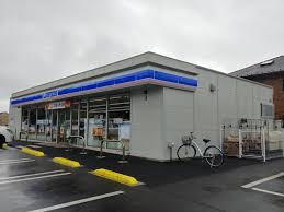 千葉県四街道市千代田３丁目 コンビニ