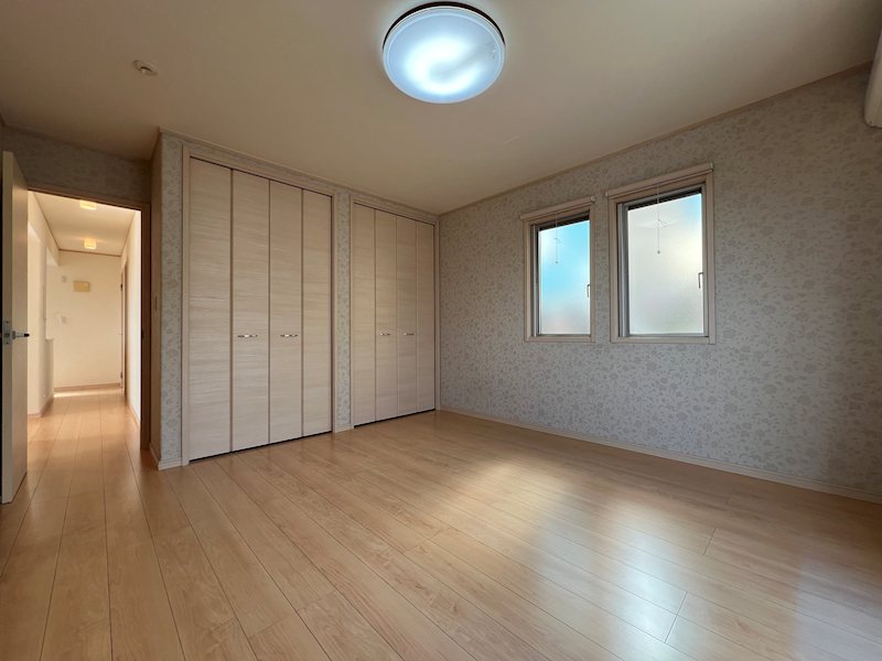 【駅近】佐倉市南ユーカリが丘　戸建て 内観写真（リビング以外の居室）
