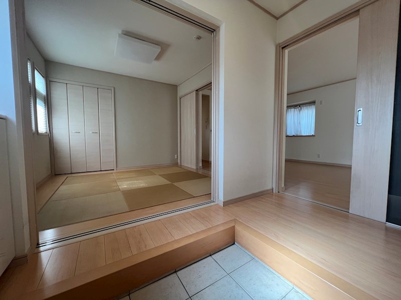 【駅近】佐倉市南ユーカリが丘　戸建て 現地写真（玄関）