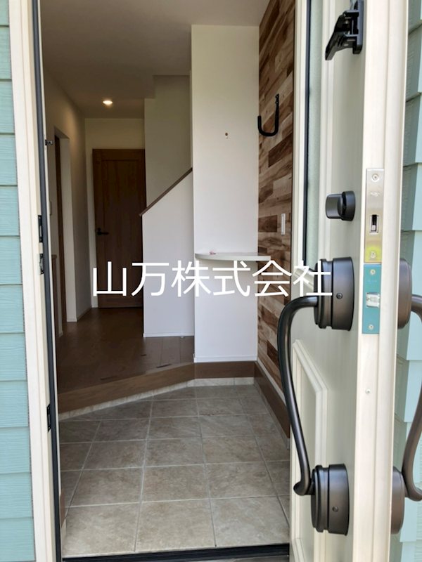 千葉県佐倉市上座 現地写真（玄関）