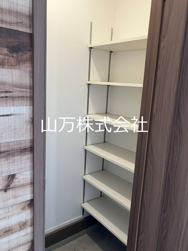 千葉県佐倉市上座 内観写真（収納）