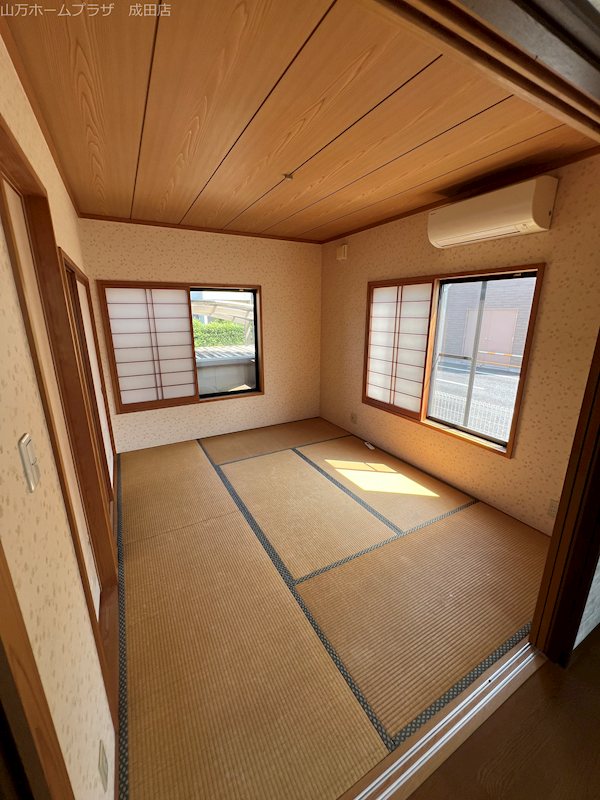 成田市公津の杜1丁目 戸建 内観写真（リビング以外の居室）