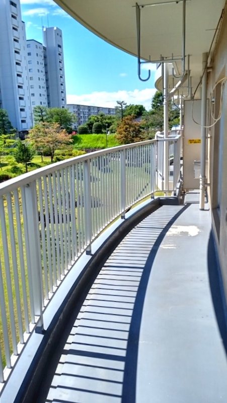 落合団地4-2 現地写真（バルコニー）