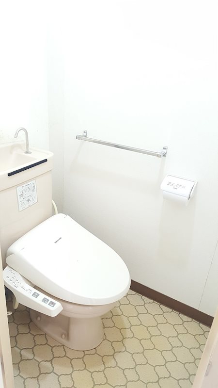 鳶尾テラスハウス 内観写真（トイレ）