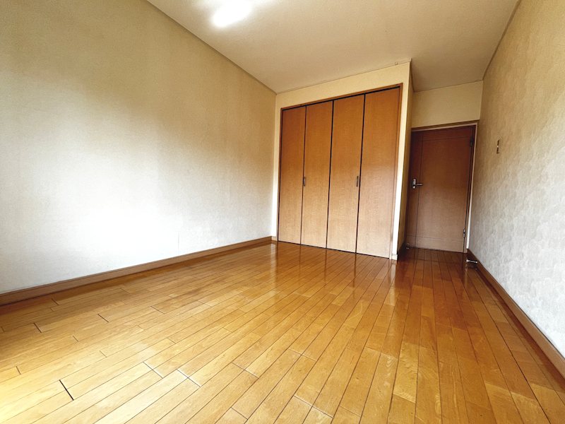 たまプラーザ団地6街区3号棟 内観写真（リビング以外の居室）