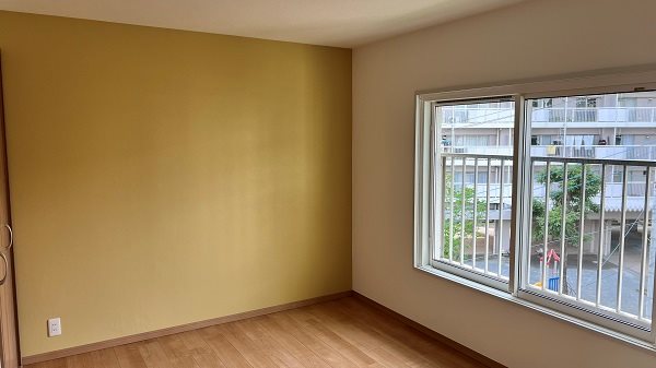 鳶尾団地24街区 内観写真（リビング以外の居室）