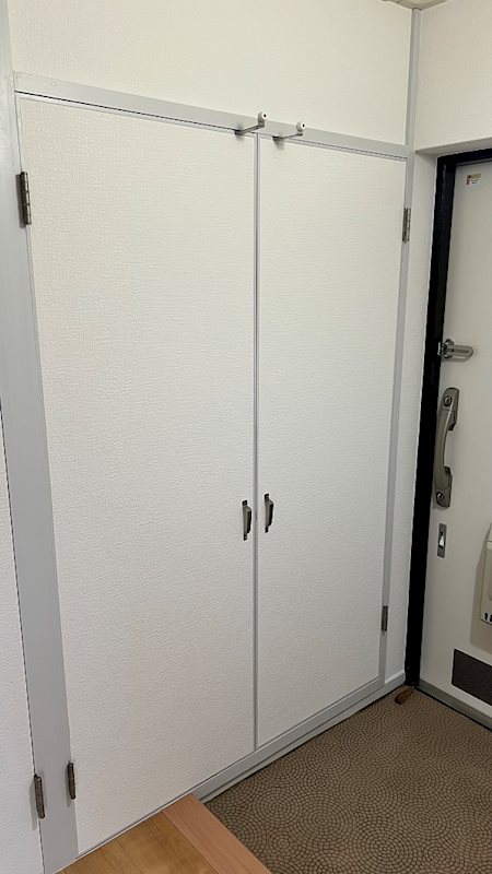 鳶尾団地24街区 内観写真（収納）