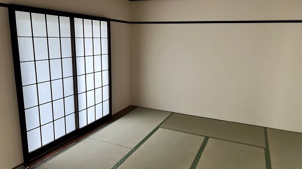鳶尾団地24街区 内観写真（リビング以外の居室）