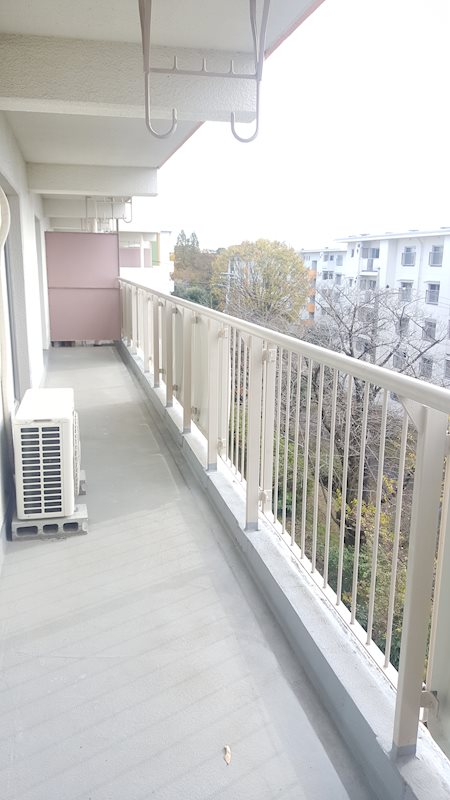 鳶尾団地24街区 現地写真（バルコニー）