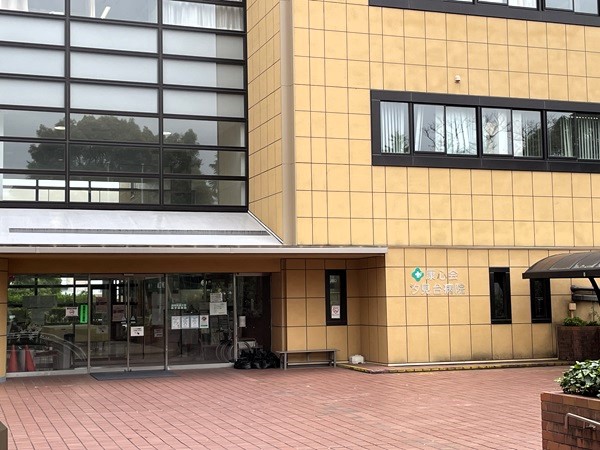 神奈川県横浜市磯子区汐見台３丁目 総合病院