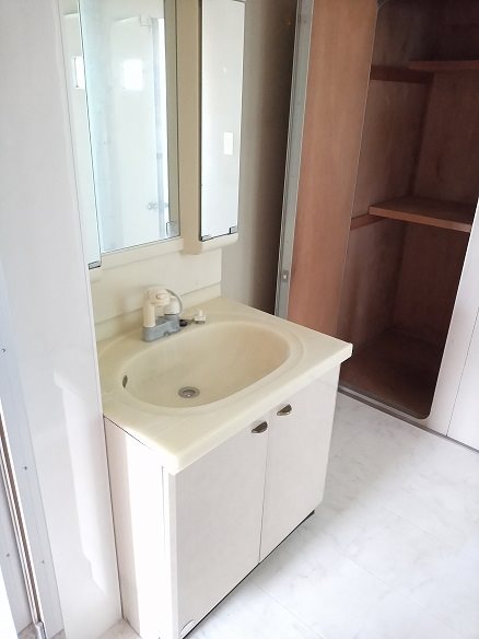 村上団地1街区 内観写真（洗面台・洗面所）