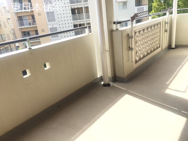 アバンドーネ原5番街（10階建） 現地写真（バルコニー）