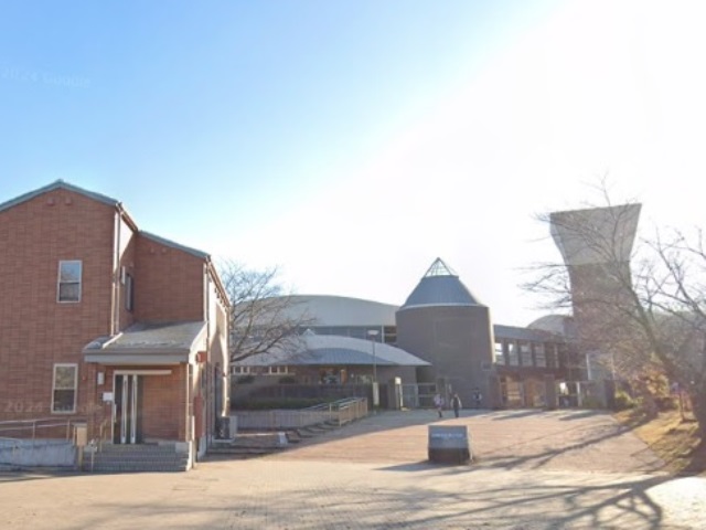 アバンドーネ原5番街（10階建） 小学校