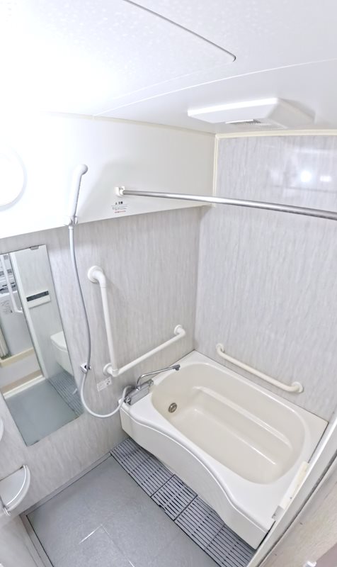 シティコープ清新16号棟 内観写真（浴室）