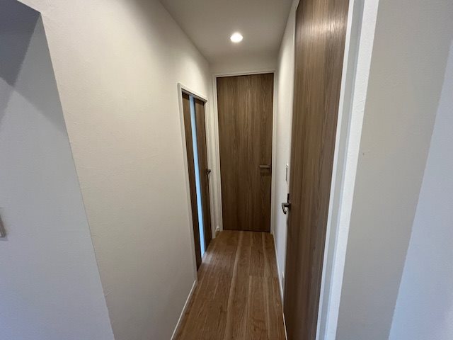 六ッ川台団地1街区5号棟 現地写真（玄関）