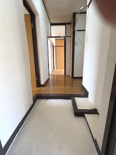 花見川団地7街区 現地写真（玄関）