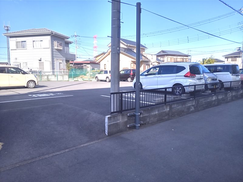 北坂戸第二住宅 共用部写真（駐車場）