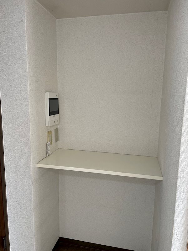 サンセレクト吹上 内観写真（リビング）