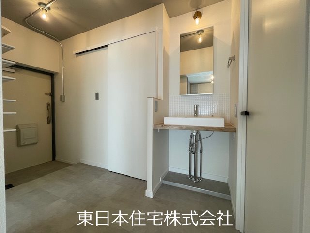 港南台めじろ団地16号棟 内観写真（洗面台・洗面所）