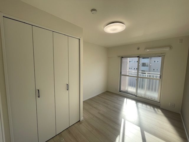 上郷西ケ谷団地12号棟 内観写真（リビング以外の居室）