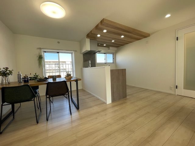 上郷西ケ谷団地12号棟 内観写真（リビング）