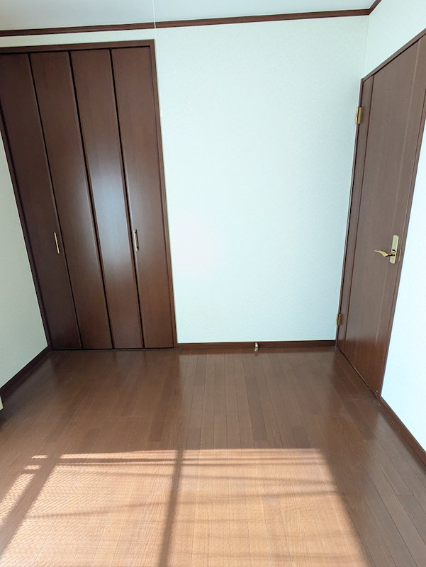 秋山中古戸建 内観写真（寝室）