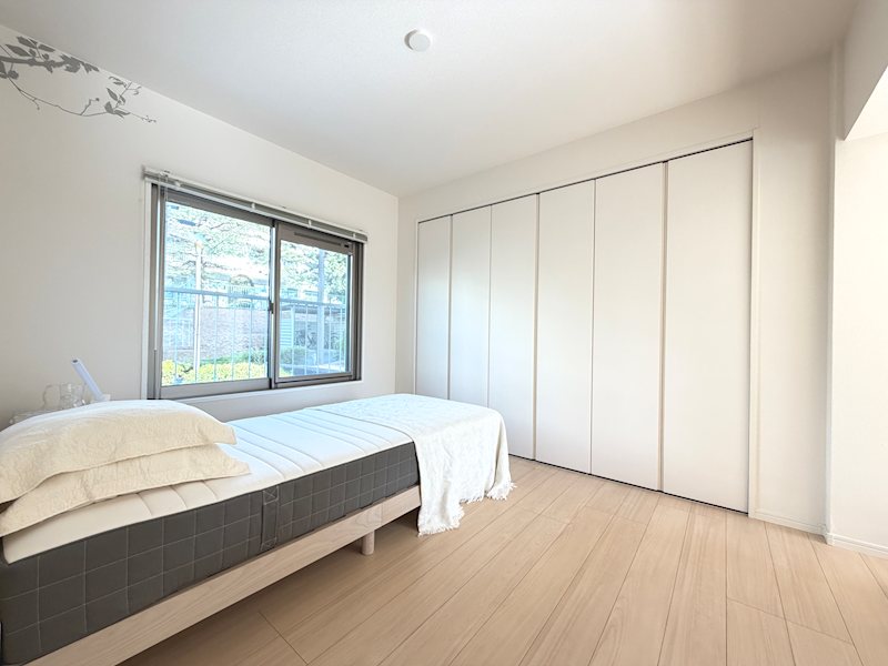 すすき野団地6街区5号棟 内観写真（リビング以外の居室）
