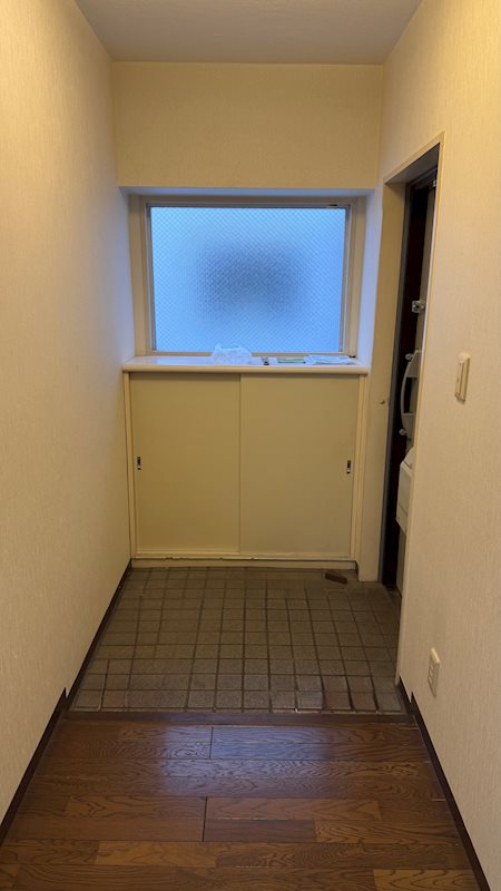 ベルフラワーズ大住台 現地写真（玄関）