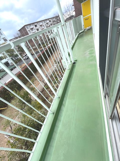 東新井団地19号棟2階 現地写真（バルコニー）
