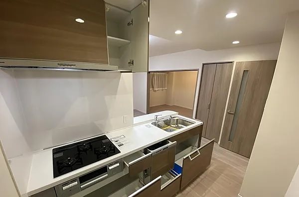 マイキャッスル杉田 内観写真（キッチン）