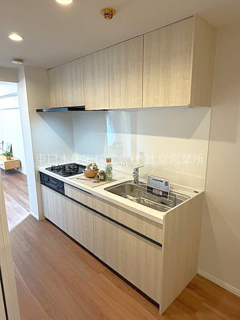 ヒルズ南戸塚プリメゾン 内観写真（キッチン）