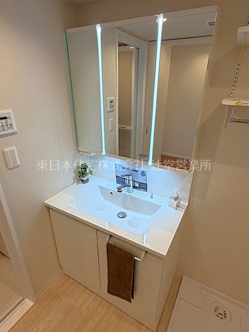 ヒルズ南戸塚プリメゾン 内観写真（洗面台・洗面所）