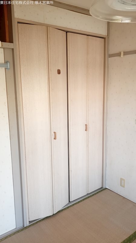 鳶尾団地24街区 内観写真（収納）