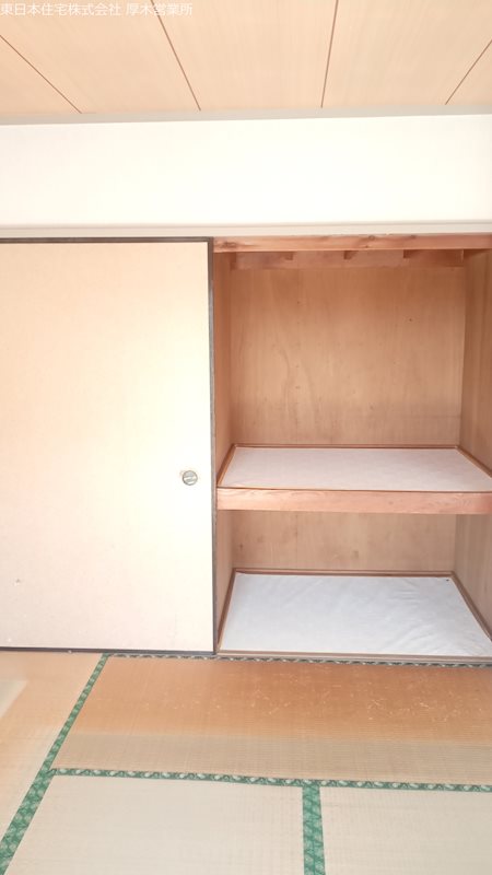 鳶尾団地24街区 内観写真（収納）