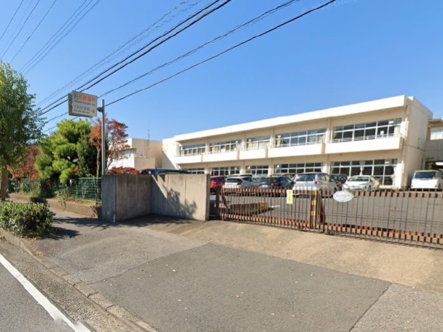 サードスクエア小倉台 中学校